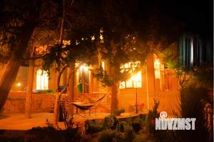 Дом 184м&sup2;, 2-этажный, посуточно, 