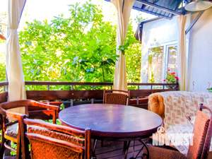 Дом 130м&sup2;, 3-этажный, посуточно, 