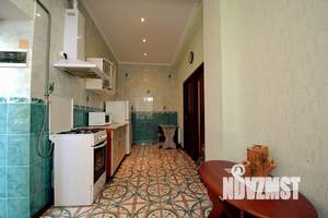 Дом 48м&sup2;, 4-этажный, посуточно, 