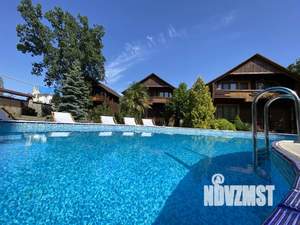 Дом 100м&sup2;, 3-этажный, посуточно, 