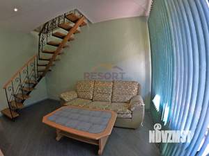 Дом 160м&sup2;, 2-этажный, на длительный срок, 