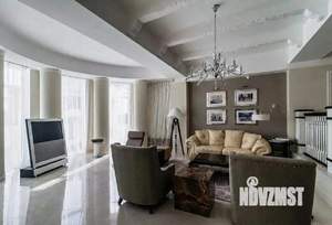 Дом 400м&sup2;, 4-этажный, на длительный срок, 