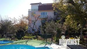 Дом 280м&sup2;, 3-этажный, посуточно, 