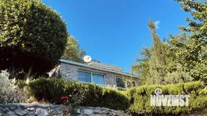 Дом 240м&sup2;, 3-этажный, посуточно, 