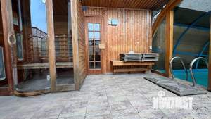 Дом 300м&sup2;, 4-этажный, посуточно, 