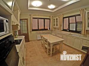 Дом 325м², 2-этажный, посуточно, 
