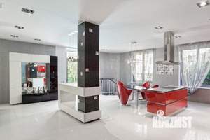 Дом 350м², 2-этажный, на длительный срок, 