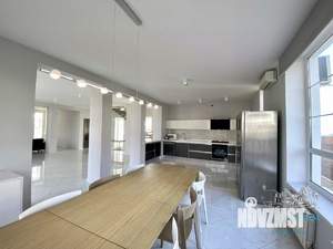 Дом 200м², 2-этажный, посуточно, 