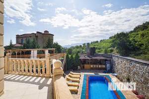 Дом 650м&sup2;, 4-этажный, посуточно, 