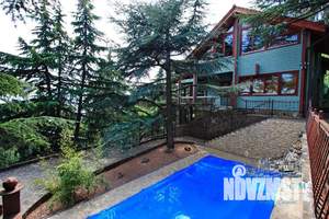 Дом 250м&sup2;, 2-этажный, посуточно, 