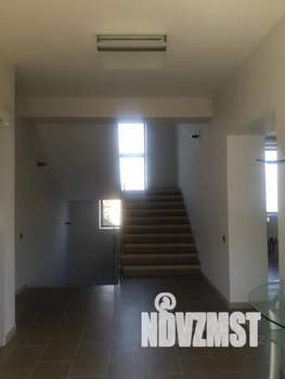 Дом 320м&sup2;, 3-этажный, посуточно, 