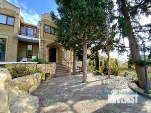 Дом 146м&sup2;, 2-этажный, посуточно, 