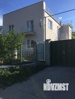 Дом 185м&sup2;, 2-этажный, посуточно, 