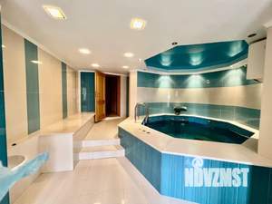 Дом 1000м², 3-этажный, посуточно, 