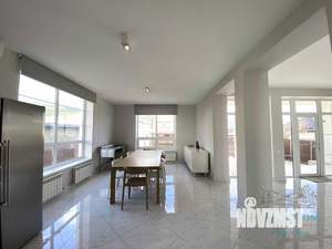 Дом 200м², 2-этажный, посуточно, 