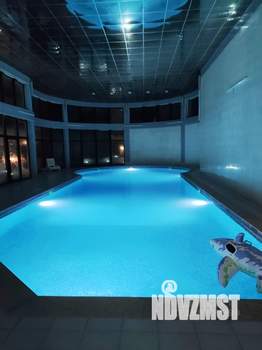 Дом 1000м², 3-этажный, посуточно, 