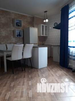 Дом 28м&sup2;, 3-этажный, посуточно, 