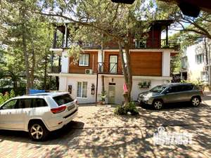 Дом 200м&sup2;, 2-этажный, посуточно, 