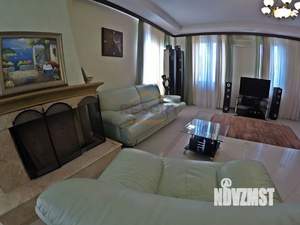 Дом 250м&sup2;, 3-этажный, посуточно, 