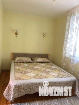 Дом 80м&sup2;, 2-этажный, посуточно, 