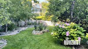 Дом 240м&sup2;, 3-этажный, посуточно, 