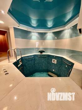 Дом 1000м², 3-этажный, посуточно, 