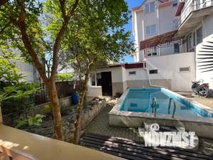 Дом 200м&sup2;, 3-этажный, посуточно, 