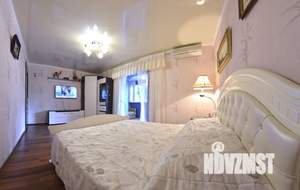 Дом 75м&sup2;, 3-этажный, посуточно, 