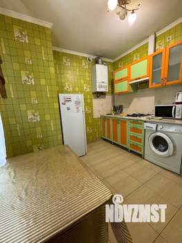 Дом 42м&sup2;, 2-этажный, посуточно, 