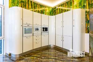 Дом 610м&sup2;, 5-этажный, посуточно, 