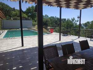 Дом 250м&sup2;, 2-этажный, посуточно, 