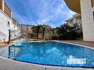 Дом 550м&sup2;, 4-этажный, посуточно, 