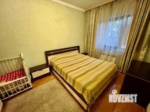 Дом 350м&sup2;, 3-этажный, посуточно, 