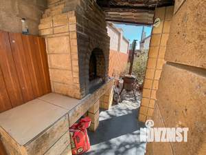 Дом 180м&sup2;, 3-этажный, посуточно, 