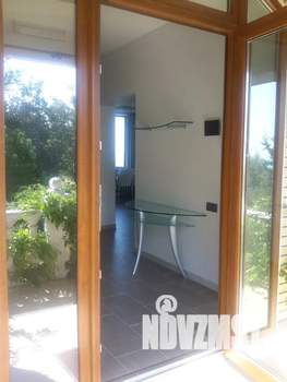 Дом 320м&sup2;, 3-этажный, посуточно, 