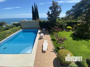 Дом 300м², 3-этажный, посуточно, 