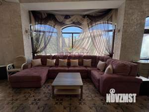 Дом 300м&sup2;, 3-этажный, посуточно, 