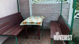 Дом 25м&sup2;, 2-этажный, посуточно, 