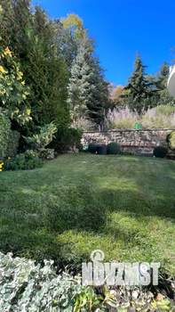 Дом 360м&sup2;, 3-этажный, посуточно, 