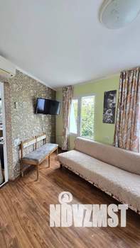 Дом 28м&sup2;, 2-этажный, посуточно, 