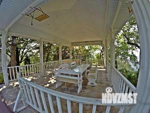 Дом 300м&sup2;, 1-этажный, посуточно, 