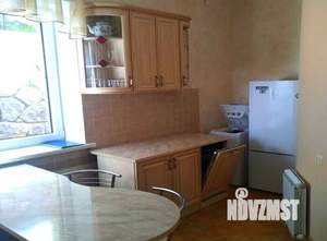 Дом 202м&sup2;, 2-этажный, посуточно, 