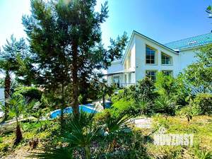 Дом 350м&sup2;, 2-этажный, посуточно, 