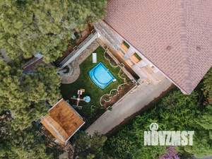 Дом 350м&sup2;, 4-этажный, посуточно, 