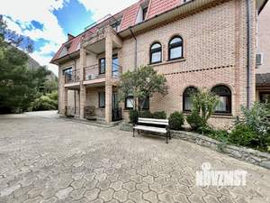 Дом 950м², 2-этажный, посуточно, 