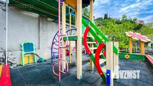 Дом 350м&sup2;, 3-этажный, посуточно, 