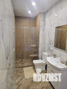 Дом 200м&sup2;, 3-этажный, посуточно, 