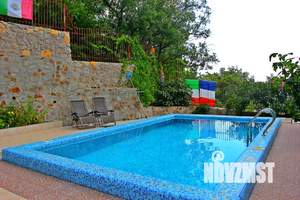 Дом 210м&sup2;, 2-этажный, посуточно, 