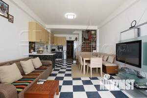 Дом 200м&sup2;, 3-этажный, посуточно, 