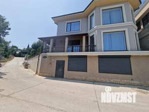 Дом 50м², 3-этажный, посуточно, 